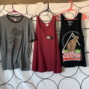 Lot of men’s medium tops